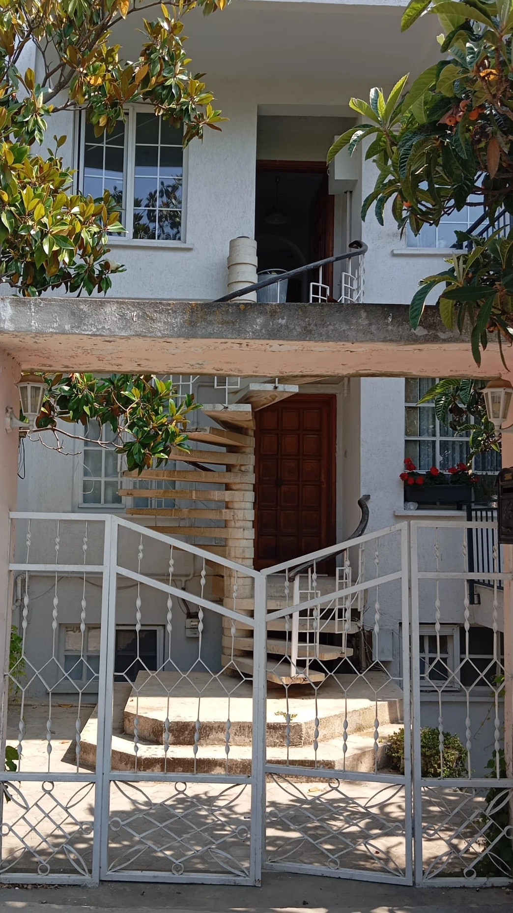 1 Büyükada Madenler Mah. Ahsen Sok. No.5-3