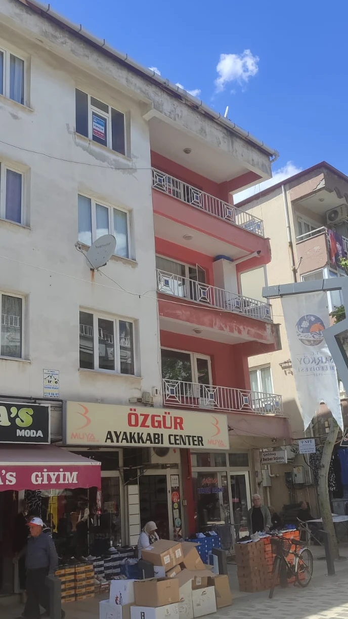 75 Tekirdağ Şarköy İstiklal Mah. Sadık Güvenilir Sok. No.2-15